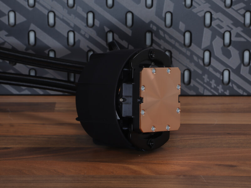 noctua-nl-lc1-24-pumpehoved.JPG